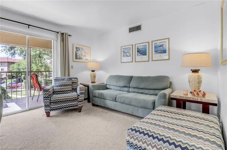 1051 Foxfire Ln # 201, Naples Fl 34104
