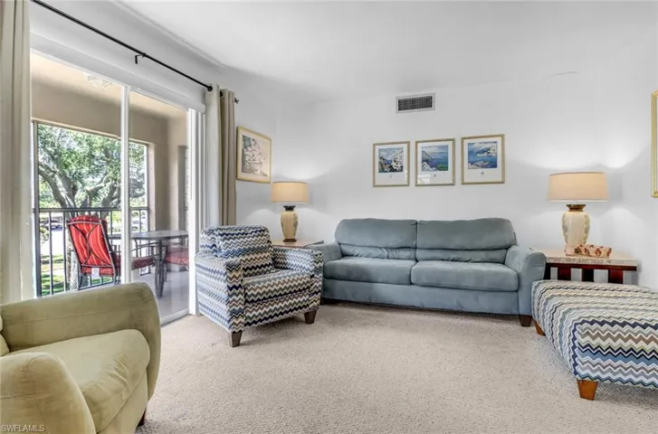 1051 Foxfire Ln # 201, Naples Fl 34104