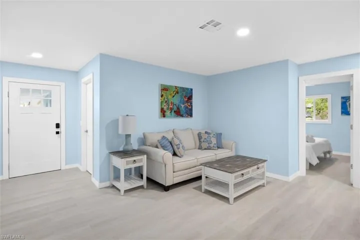 817-819  Indiana  AVE, Fort Myers, FL 33908