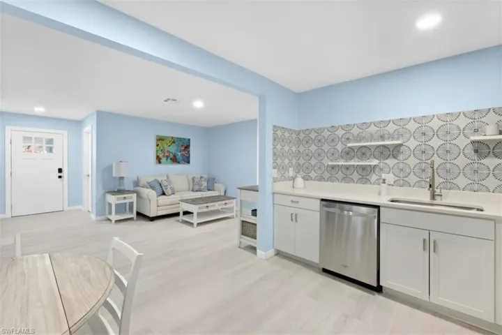 817-819  Indiana  AVE, Fort Myers, FL 33908