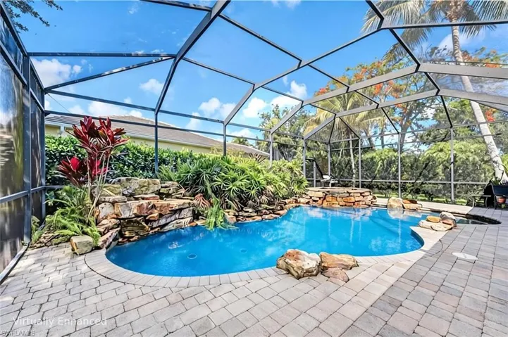 8241  Laurel Lakes  BLVD, Naples, FL 34119