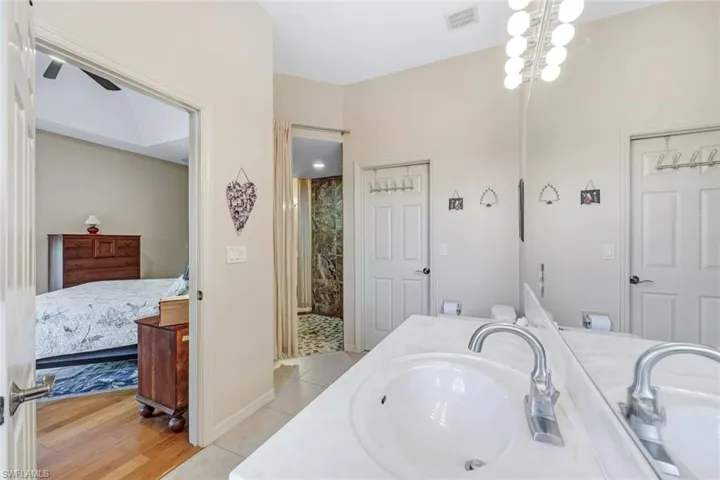 8241  Laurel Lakes  BLVD, Naples, FL 34119