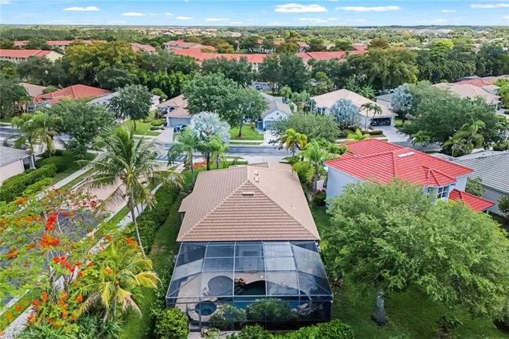 8241  Laurel Lakes  BLVD, Naples, FL 34119