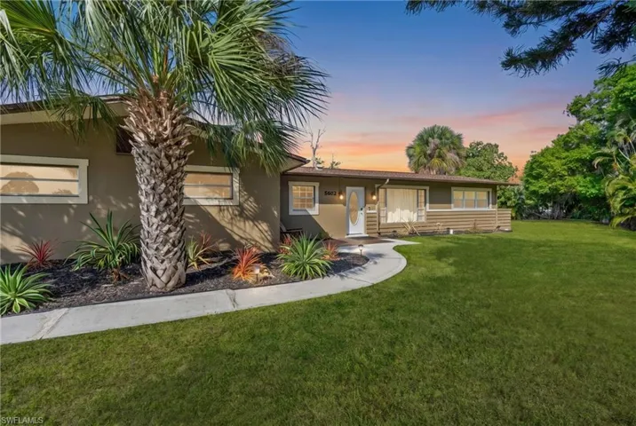 5602 Driftwood Pkwy, Cape Coral, Florida 33904