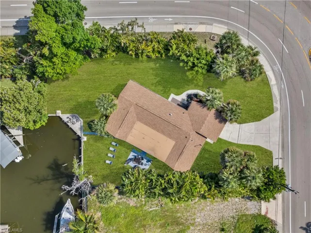5602 Driftwood Pkwy, Cape Coral, Florida 33904