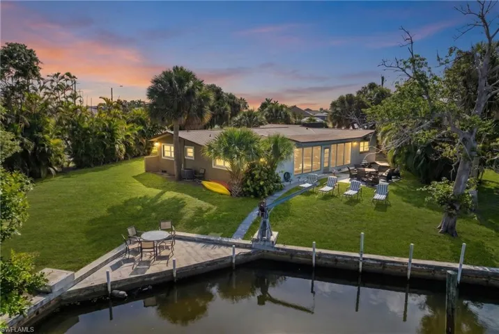 5602 Driftwood Pkwy, Cape Coral, Florida 33904