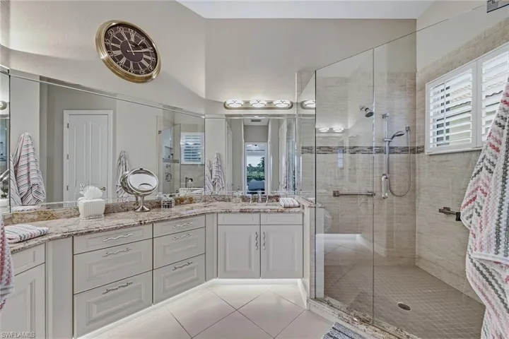 836 Villa Florenza Dr, Naples, Florida 34119