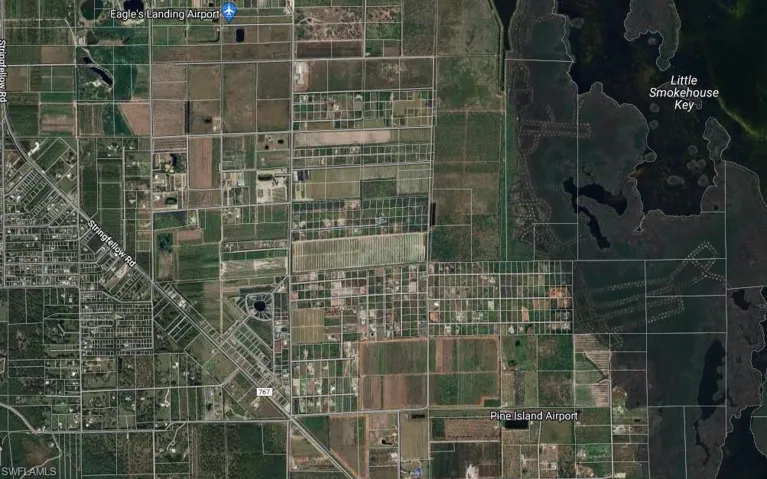 Middle of the northend of the island