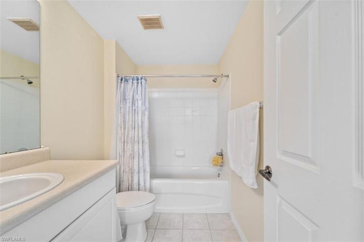 11400 Ocean Walk LN # 313, FORT MYERS FL 33908