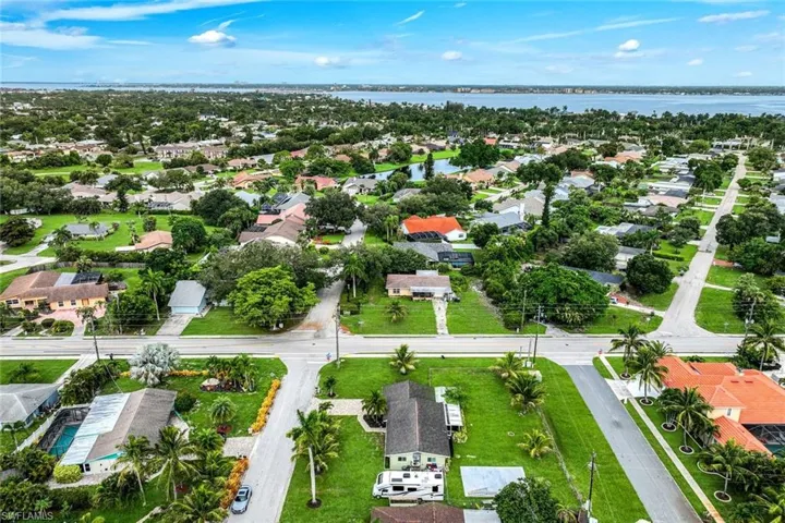 1007 Wilshire Dr, Fort Myers, Florida 33919
