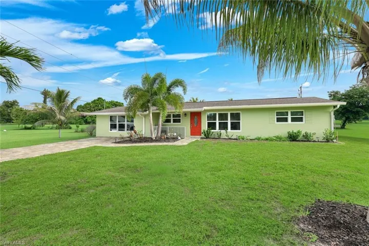 1007 Wilshire Dr, Fort Myers, Florida 33919