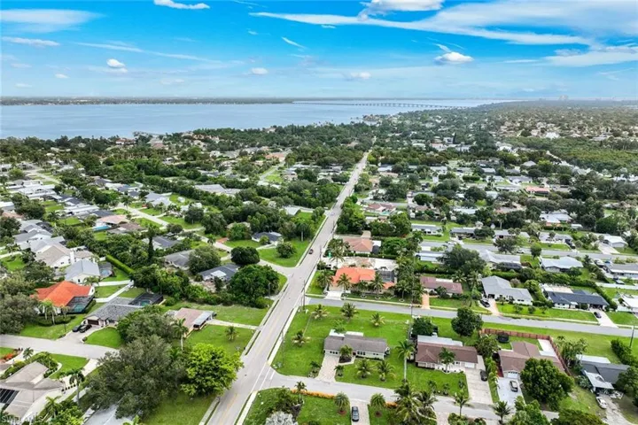 1007 Wilshire Dr, Fort Myers, Florida 33919