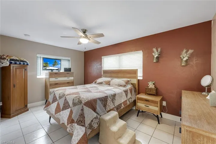 1007 Wilshire Dr, Fort Myers, Florida 33919