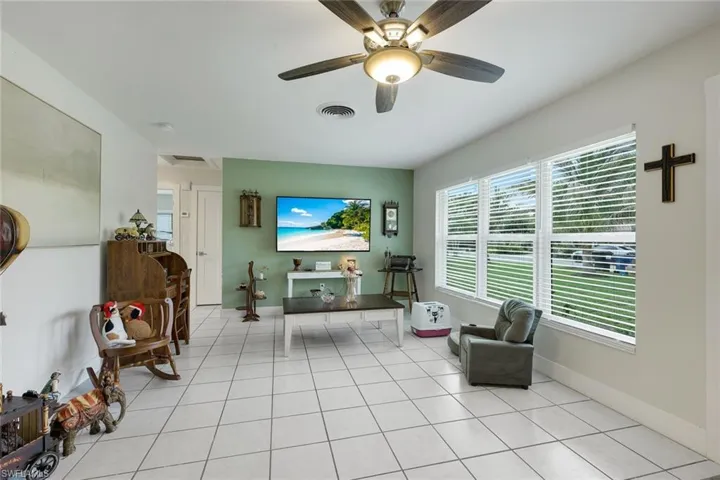1007 Wilshire Dr, Fort Myers, Florida 33919
