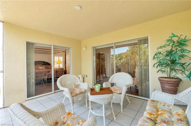 15475  Cedarwood  LN, Naples, FL 34110