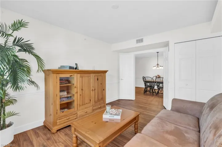 15475  Cedarwood  LN, Naples, FL 34110