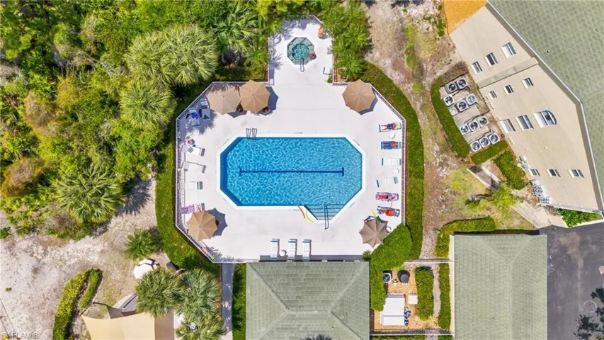 15475  Cedarwood  LN, Naples, FL 34110