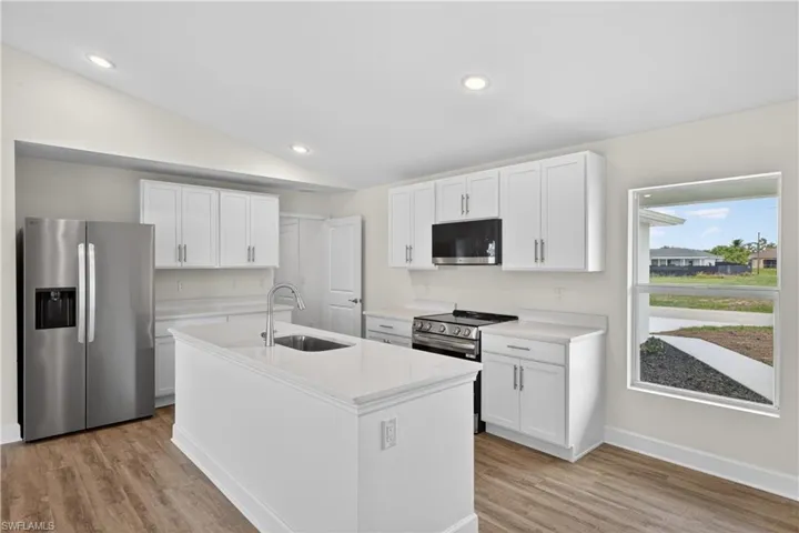 2730 Nw 19th Ave, Cape Coral, Florida 33993