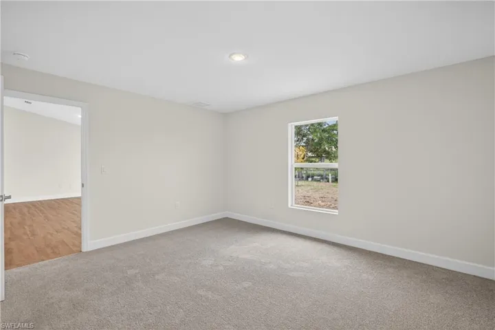 2730 Nw 19th Ave, Cape Coral, Florida 33993