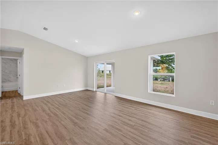 2730 Nw 19th Ave, Cape Coral, Florida 33993