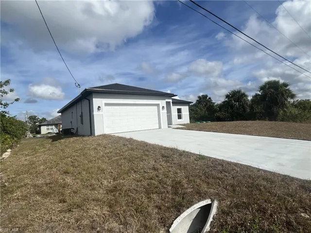 707 Puccini Ave S, Lehigh Acres, Florida 33974