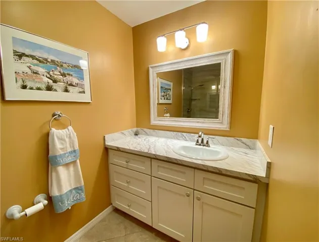 15568  Crystal Lake  DR, North Fort Myers, FL 33917