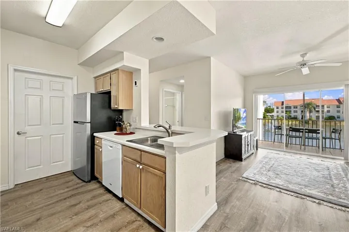 4620 Saint Croix Ln 925, Naples, Florida 34109