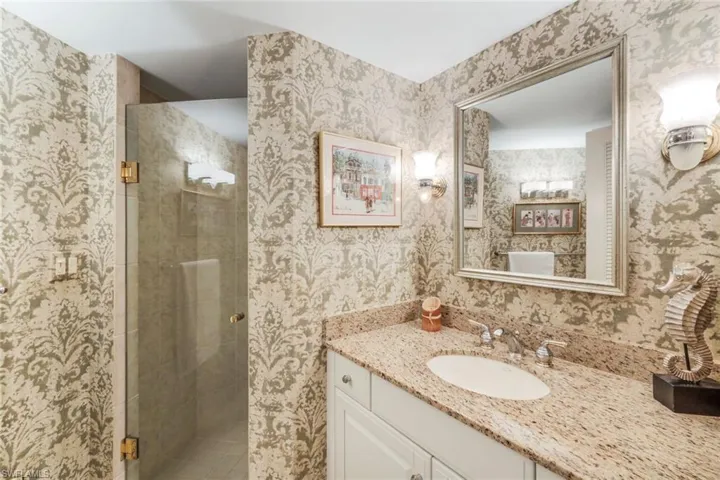4901 Gulf Shore Blvd N 104, Naples, Florida 34103