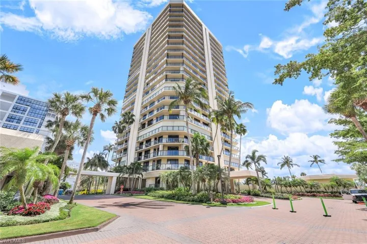 4901 Gulf Shore Blvd N 104, Naples, Florida 34103