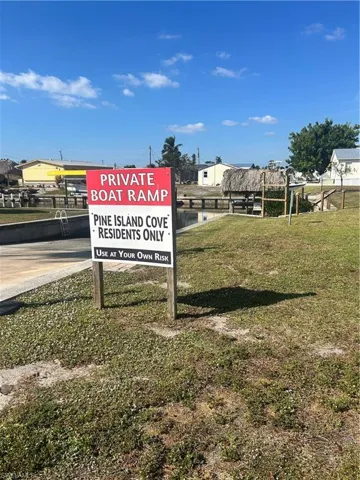 7150 Ladyfish Dr, St. James City, Florida 33956