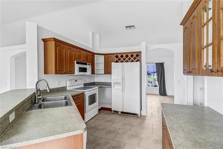 225 NW 29th  AVE, CAPE CORAL, FL 33993
