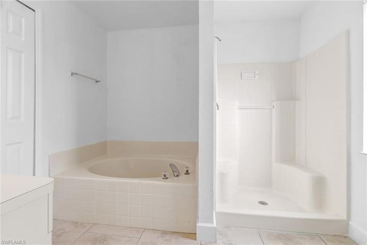 225 NW 29th  AVE, CAPE CORAL, FL 33993