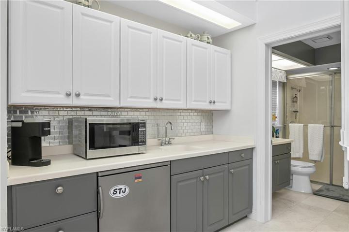 Guest house kitchenette
