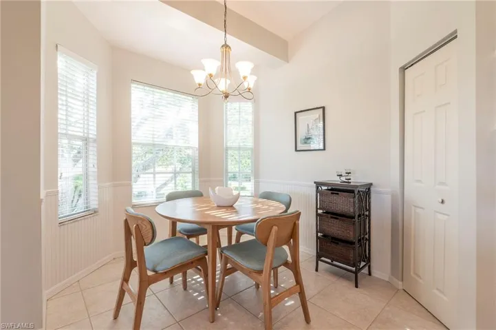 Breakfast Nook