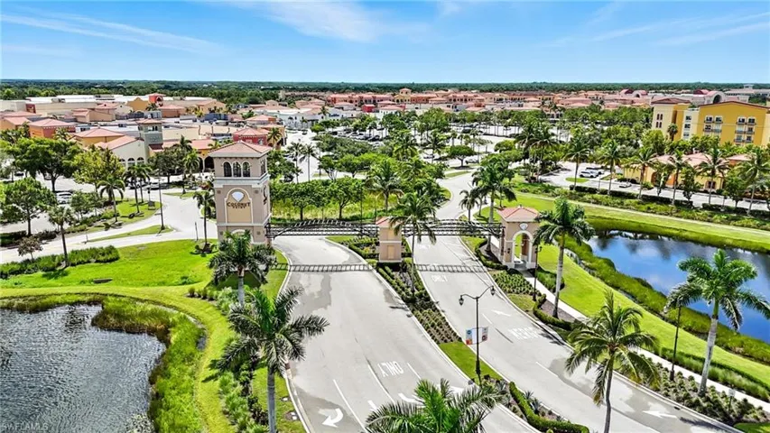 Coconut Point Mall