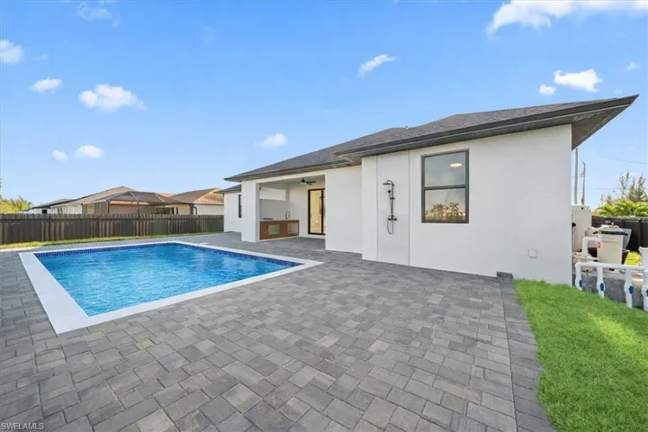 1100 Nw 31st Pl, Cape Coral, Florida 33993
