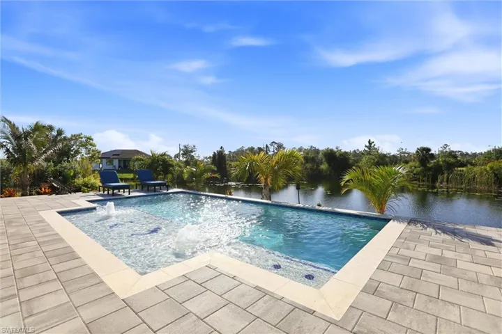 1512 Ne 33rd St, Cape Coral, Florida 33909