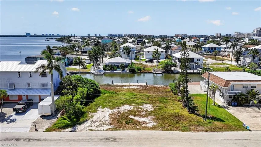 21571 Widgeon Ter, Fort Myers Beach, Florida 33931