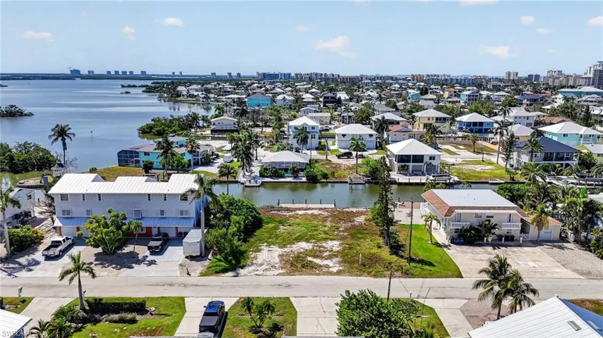 21571 Widgeon Ter, Fort Myers Beach, Florida 33931