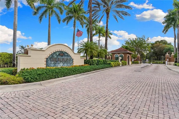 1130  Reserve  WAY, Naples, FL 34105