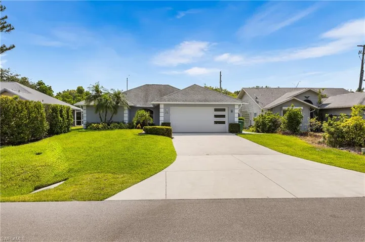 3478  14th N ST, Naples, FL 34103
