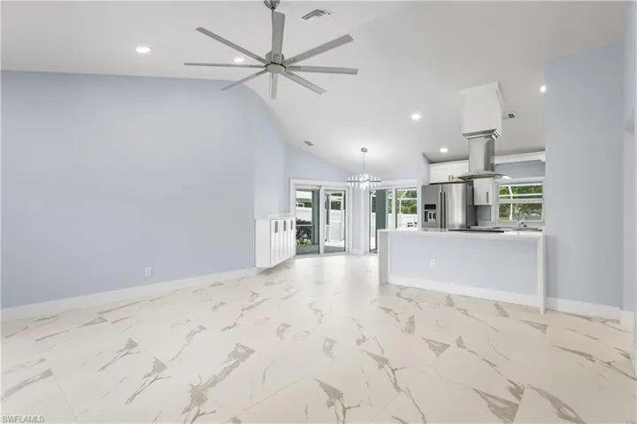 3478  14th N ST, Naples, FL 34103