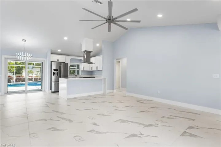 3478  14th N ST, Naples, FL 34103