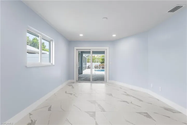 3478  14th N ST, Naples, FL 34103