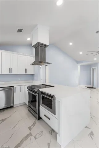 3478  14th N ST, Naples, FL 34103