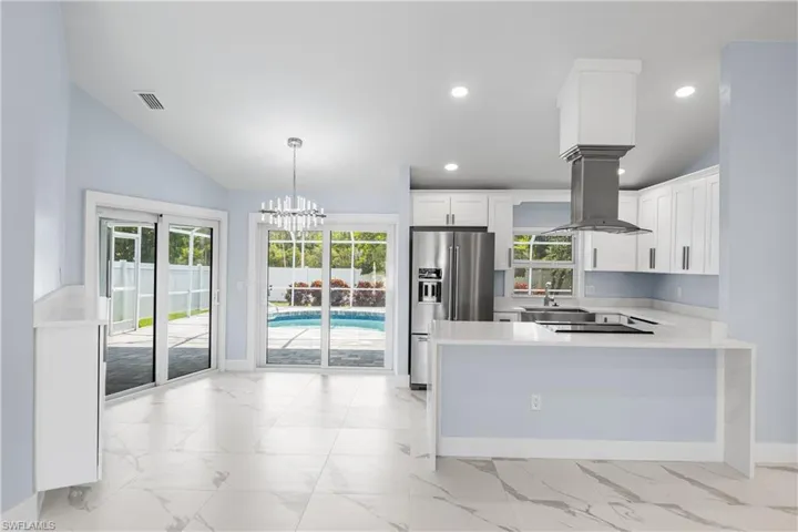 3478  14th N ST, Naples, FL 34103
