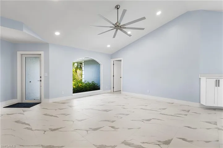 3478  14th N ST, Naples, FL 34103