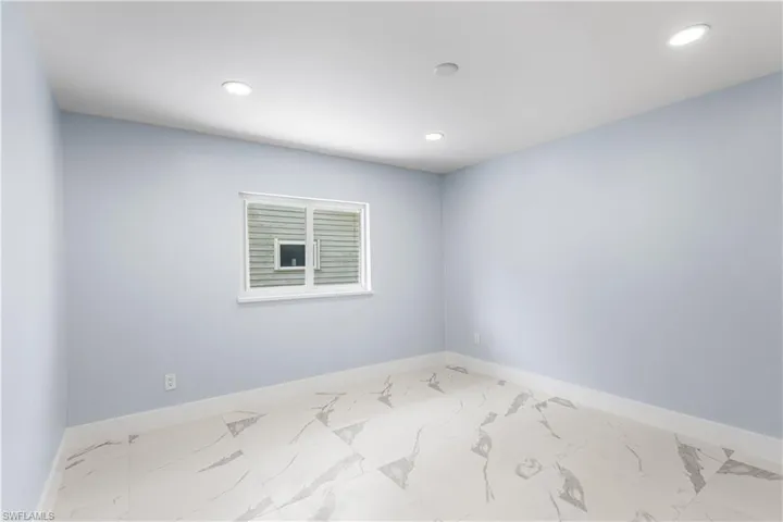 3478  14th N ST, Naples, FL 34103