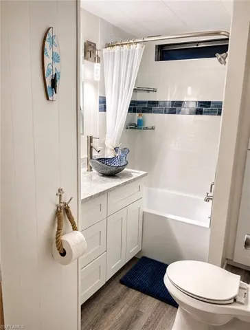 79 Le Mans Dr, Naples, Florida 34112