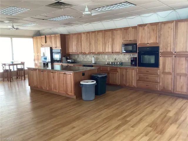79 Le Mans Dr, Naples, Florida 34112